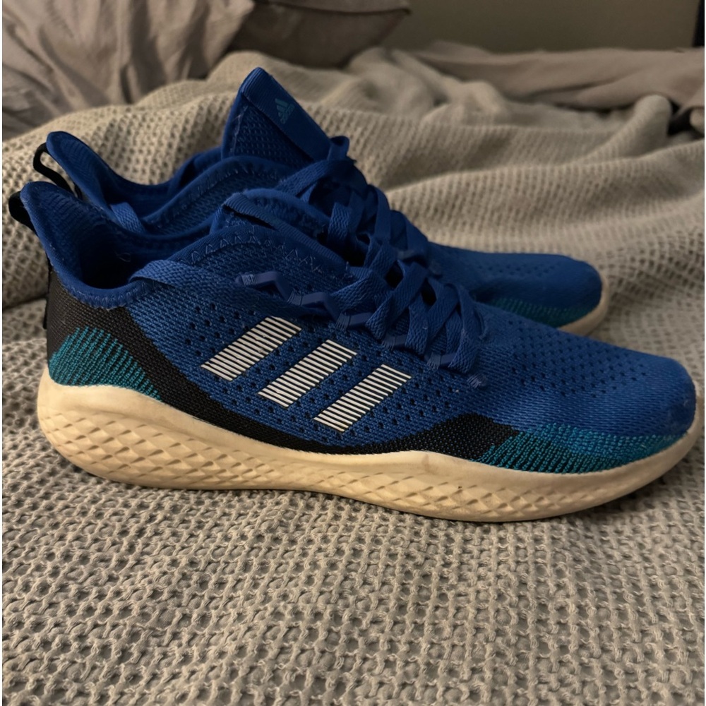 Adidas men’s shoes size 10